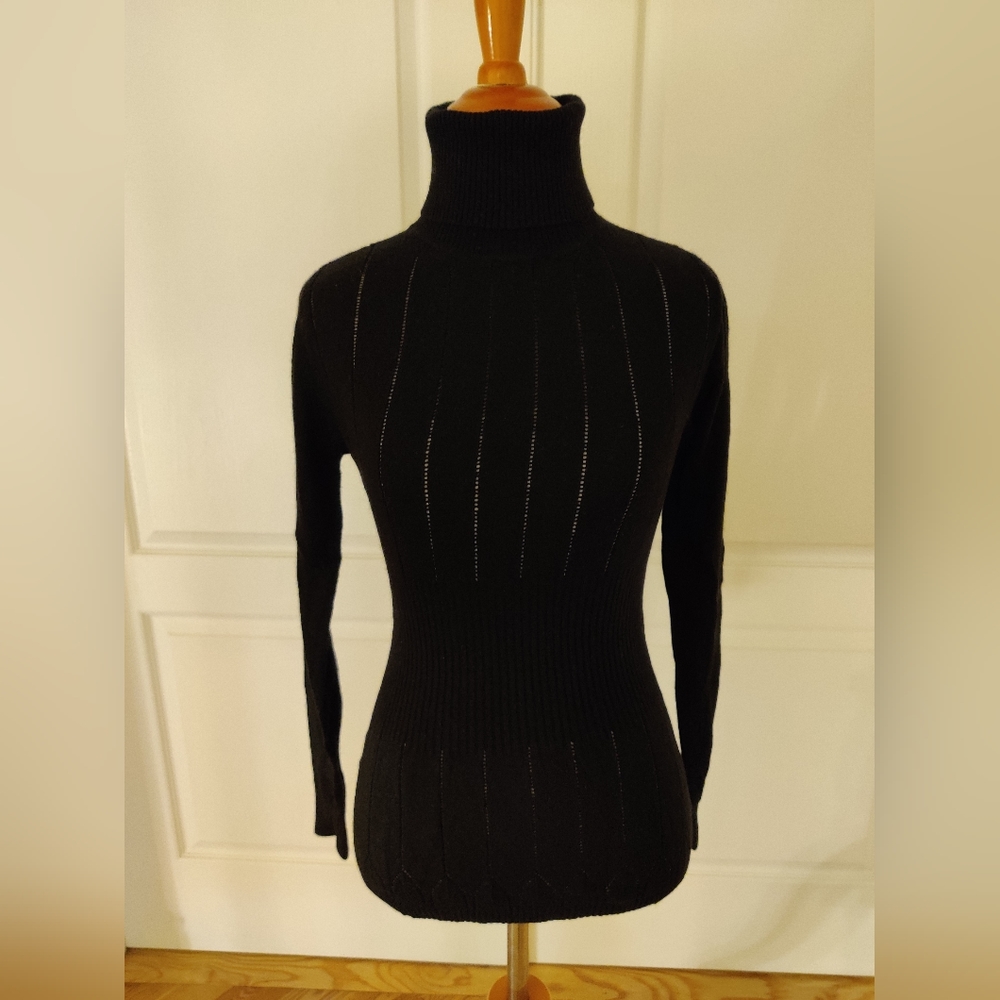 Chic Mango Turtleneck Sweater, EUC, Size S
